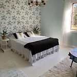 Lantligt Naera Kastelholms Golf Och Smakbyn * Tosarby